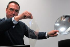Scottish Startup Hints at Holography Revival